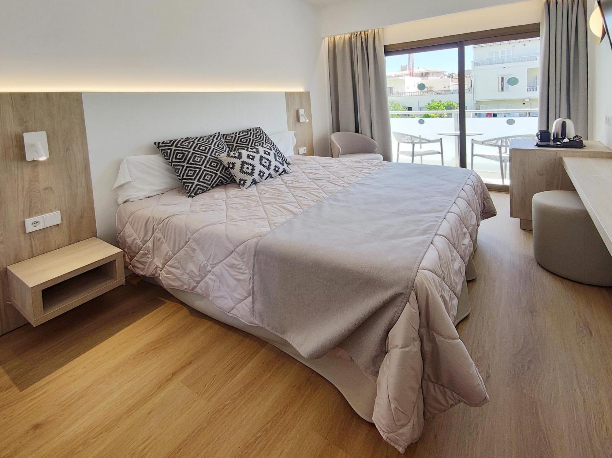 Flacalco Hotel & Apartments Cala Ratjada  Ngoại thất bức ảnh