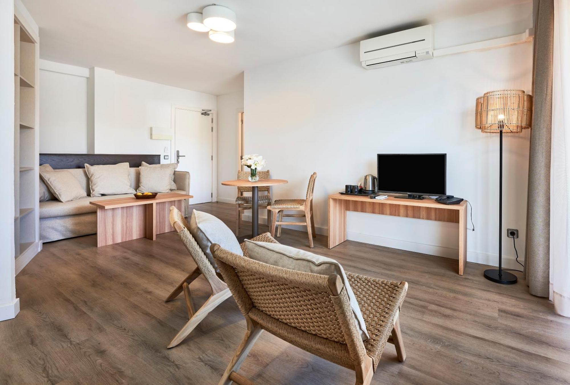 Flacalco Hotel & Apartments Cala Ratjada  Ngoại thất bức ảnh